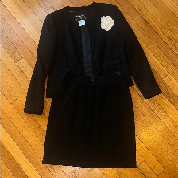Chanel Black Collarless Jacket and Skirt Set - Picture 1 of 16